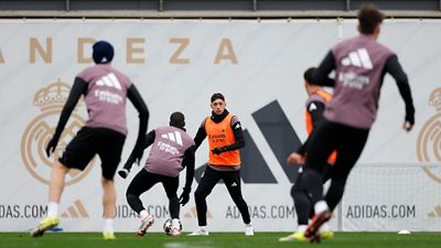 Real Madrid continues preparing for the match against Manchester City