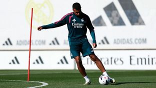 El Real Madrid continúa preparando el partido frente al Málaga