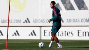 Real Madrid continues preparing for the match against Málaga