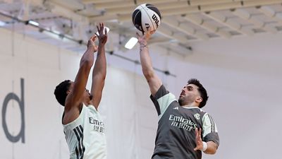 Final training session before traveling to Valencia