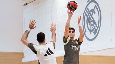 Final training session before traveling to Vitoria