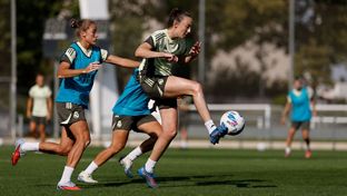 Último entrenamiento antes del derbi