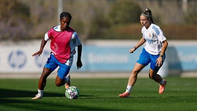 El equipo se entrenó antes del estreno en la Women’s Champions League