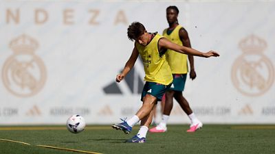 Físico y balón en la segunda sesión del día