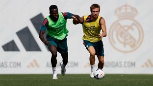 Físico y balón en la segunda sesión del día