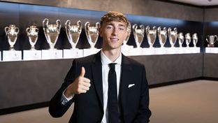 Huijsen: "Impresiona mucho ver las 15 Copas de Europa, son la historia de este club"