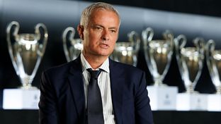 Mourinho: “Quiero aportar presente y futuro al Real Madrid”