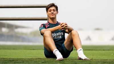 Arda Güler: “Es una gran oportunidad trabajar con una leyenda como Mourinho”