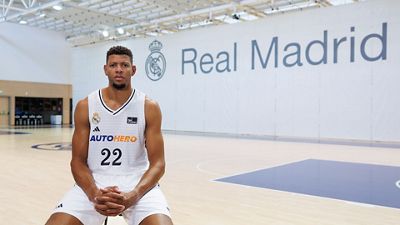 Tavares: “El objetivo es ganar todos los títulos y dar el máximo”