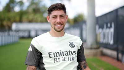 Valverde: "We have to try to beat Salzburg and finish first"