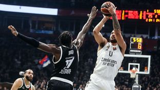 73-77: Victoria ante el Partizán en Belgrado