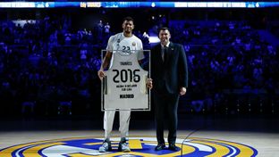 Tribute to Tavares for his Euroleague rebound record