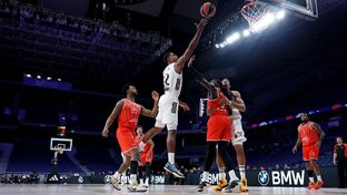 92-83: El Madrid brilla ante el Hapoel y suma su 12ª victoria seguida en casa en la Euroliga