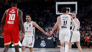 80-72: El Madrid fuerza el cuarto partido ante el Olympiacos