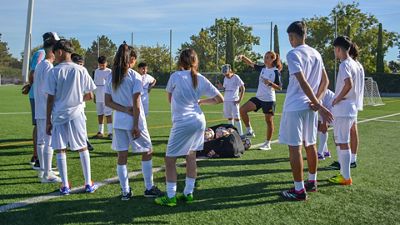 Dieciséis beneficiarios de la escuela sociodeportiva Pequeños Pasos en Argentina disfrutan de una experiencia única en España