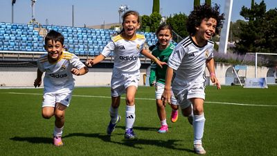 Los campus de fútbol de la Fundación Real Madrid contaron este verano con 7.000 participantes