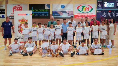 Ricardo Gallego clausuró el campus de fútbol en Mengíbar