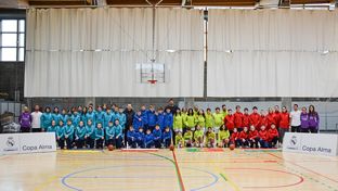 Felipe Reyes inaugure la Coupe Alma de basket de la Fondation Real Madrid