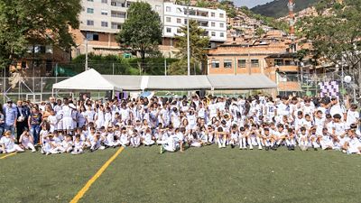 La Fundación inaugura una escuela sociodeportiva en Medellín