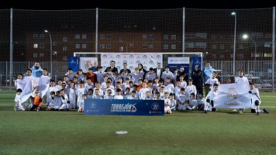 Solari y la Fundación ”la Caixa” visitan la escuela de la Fundación en Torrejón de Ardoz (Madrid)