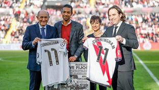 Tribute to Laurie Cunningham before the match