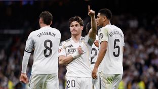 El 5-1: Fran García culminó la asistencia de Valverde