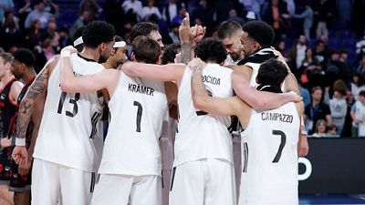 El Madrid vence al Hiopos Lleida y amplía su liderato en la Liga