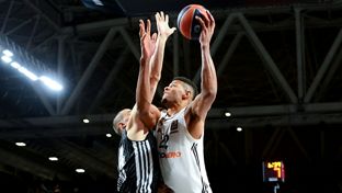 67-80: El Madrid gana con solvencia en Bolonia 
