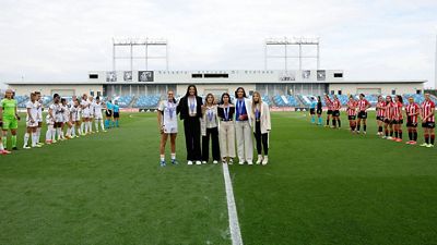 Homenaje a las campeonas del Europeo sub-17