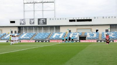 Minuto de silencio en el Alfredo Di Stéfano