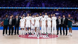 El equipo ofreció la Supercopa de la Euroliga a los madridistas en el Movistar Arena