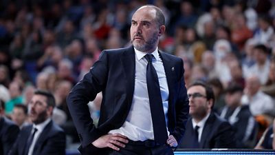 Chus Mateo: “Solo puedo dar la enhorabuena a mis jugadores por pelear hasta el final”