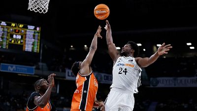 Strong second half seals the points for the&nbsp;leaders