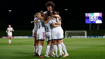 El Madrid se estrena con victoria en el derbi