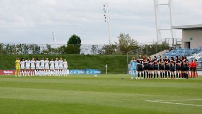 Minuto de silencio en el Alfredo Di Stéfano 