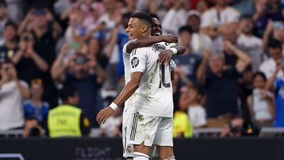 Onces iniciales del Real Madrid y del Betis