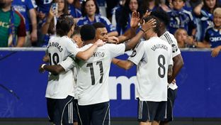 0-3: El Madrid gana en Oviedo con los goles de Mbappé y Vini Jr.