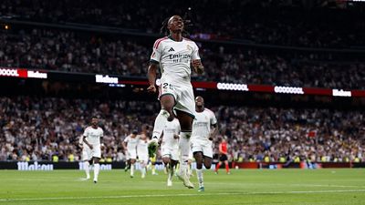 El Real Madrid gana al Villarreal con un gol de Diomande