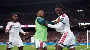 1-2: El Madrid gana el Clásico con un doblete de Mbappé