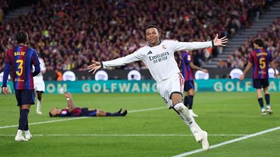 El Madrid gana el Clásico con un doblete de Mbappé