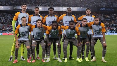 Camisetas de apoyo a Carvajal