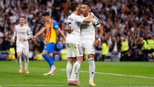 Así marcó Mbappé su cuarto doblete de la temporada