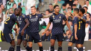 1-1: El líder empata en el Benito Villamarín