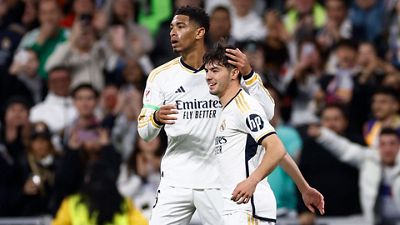 O Madrid empata no dérbi e continua líder