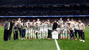 Hommage à Marcelo avant le derby