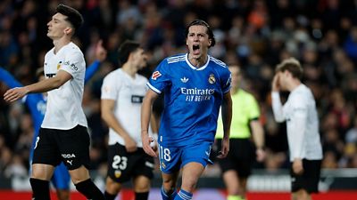 Das 0-1: Carreras startet von links und schließt mit rechts ab