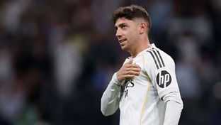 Valverde's goal: with his right foot and from outside the box