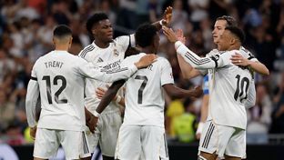 2-1: El Madrid vence al Alavés en el Bernabéu