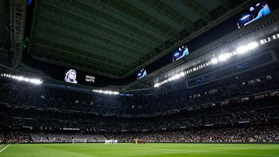Minute's silence at the Santiago Bernabéu