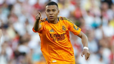 El gran disparo cruzado de Mbappé desde fuera del área para abrir el marcador 